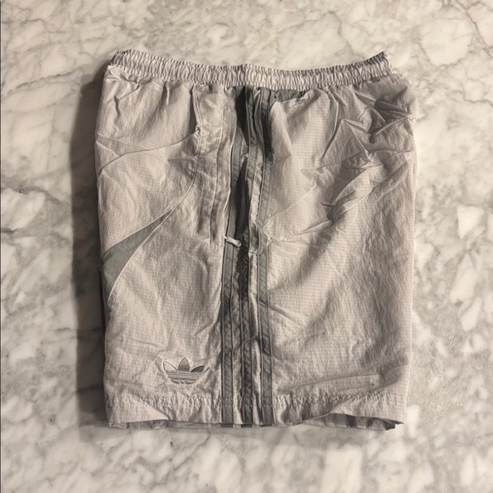 adidas Originals Men's Light Gray Athletic Shorts
